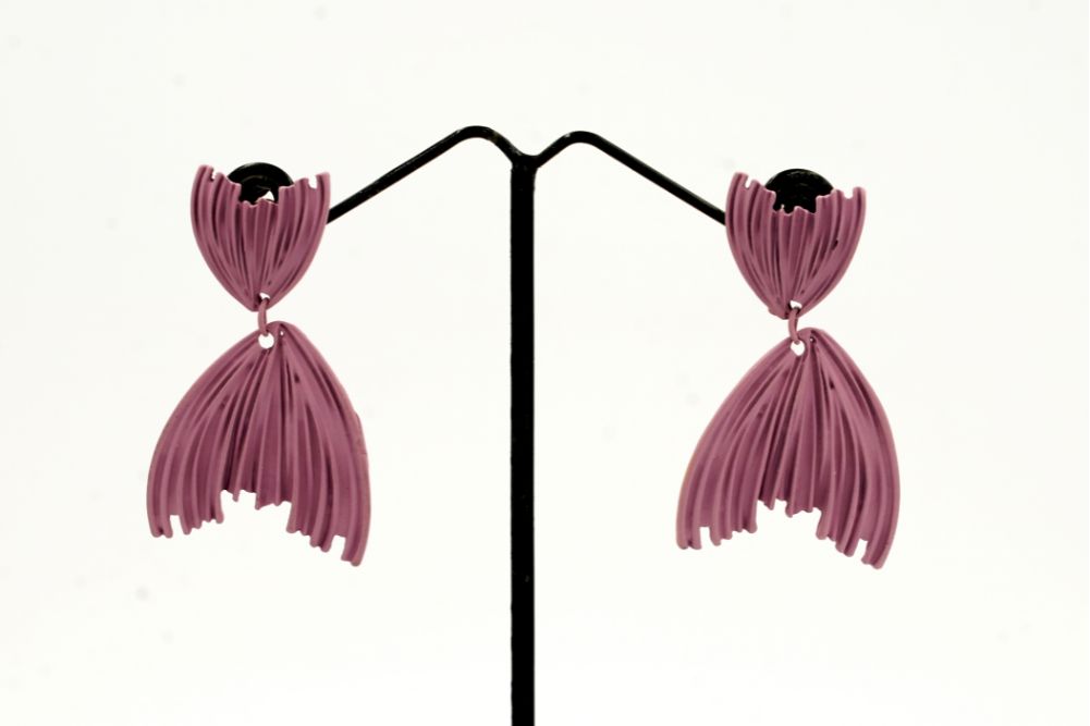 Mermaid Tail Mauve Earrings - Image 3